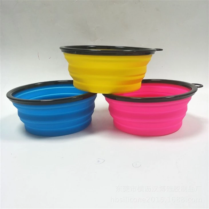 Silicone Dog Food Bowl With Carabiner